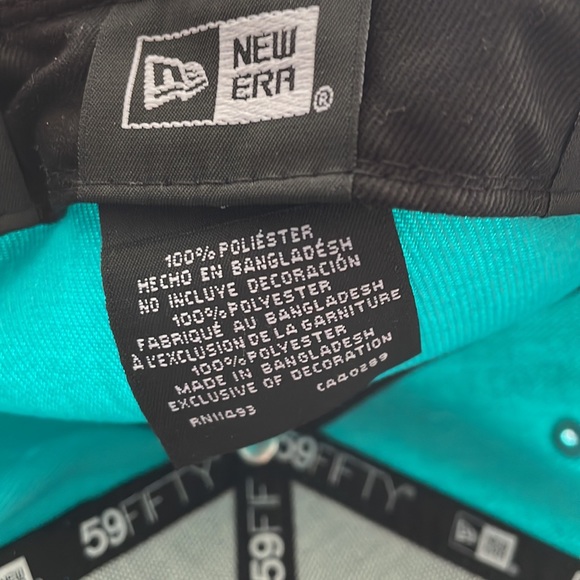 New Era 59fifty Miami Dolphins hat. - Picture 5 of 8